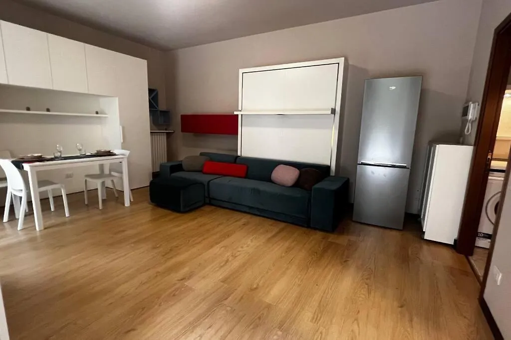 Urban House - Comfy Flat Navigli Milan Center-1